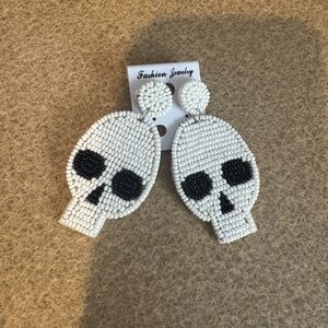 White and Black Beaded Skull Earrings NEW